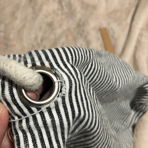 New Balance tote - Picture 7 of 11